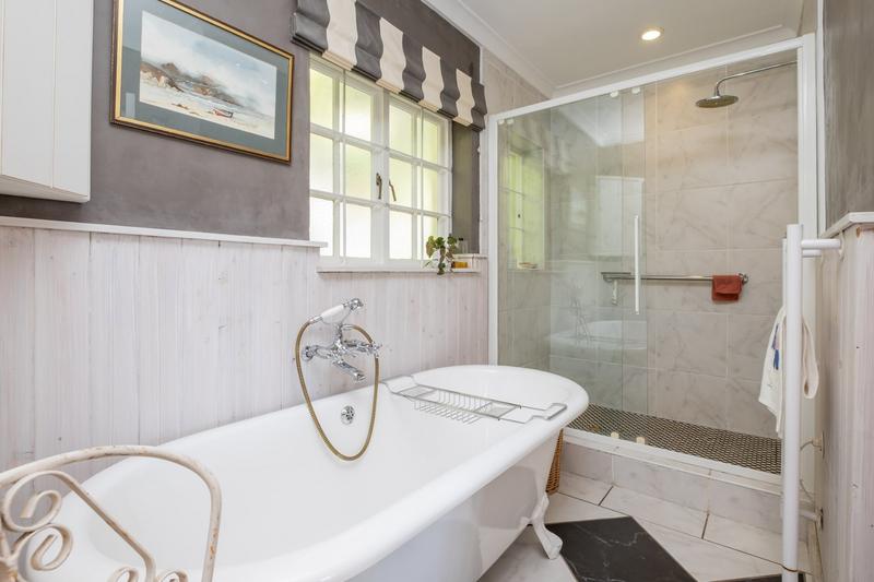 To Let 2 Bedroom Property for Rent in Simons Town Western Cape